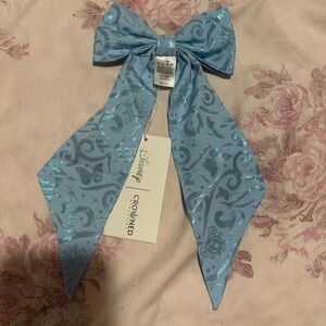 Crowned Athletics Cinderella Disney Crowned Bow NWT